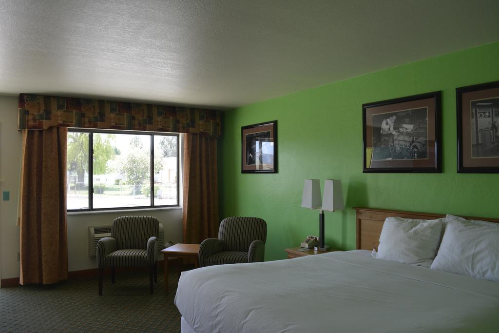 Motel Retro At Mesa 2*