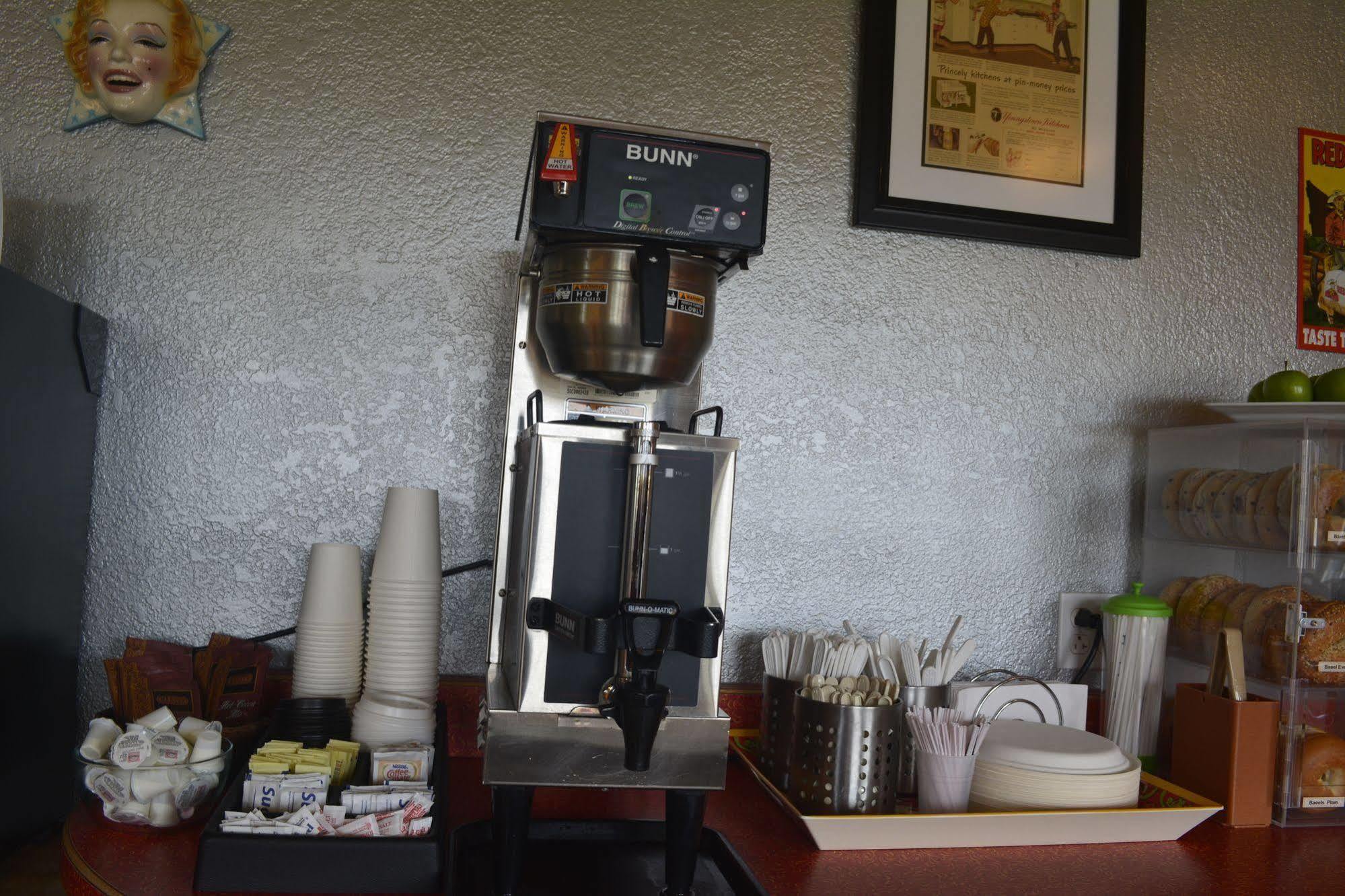 Retro At Mesa Motel Cortez